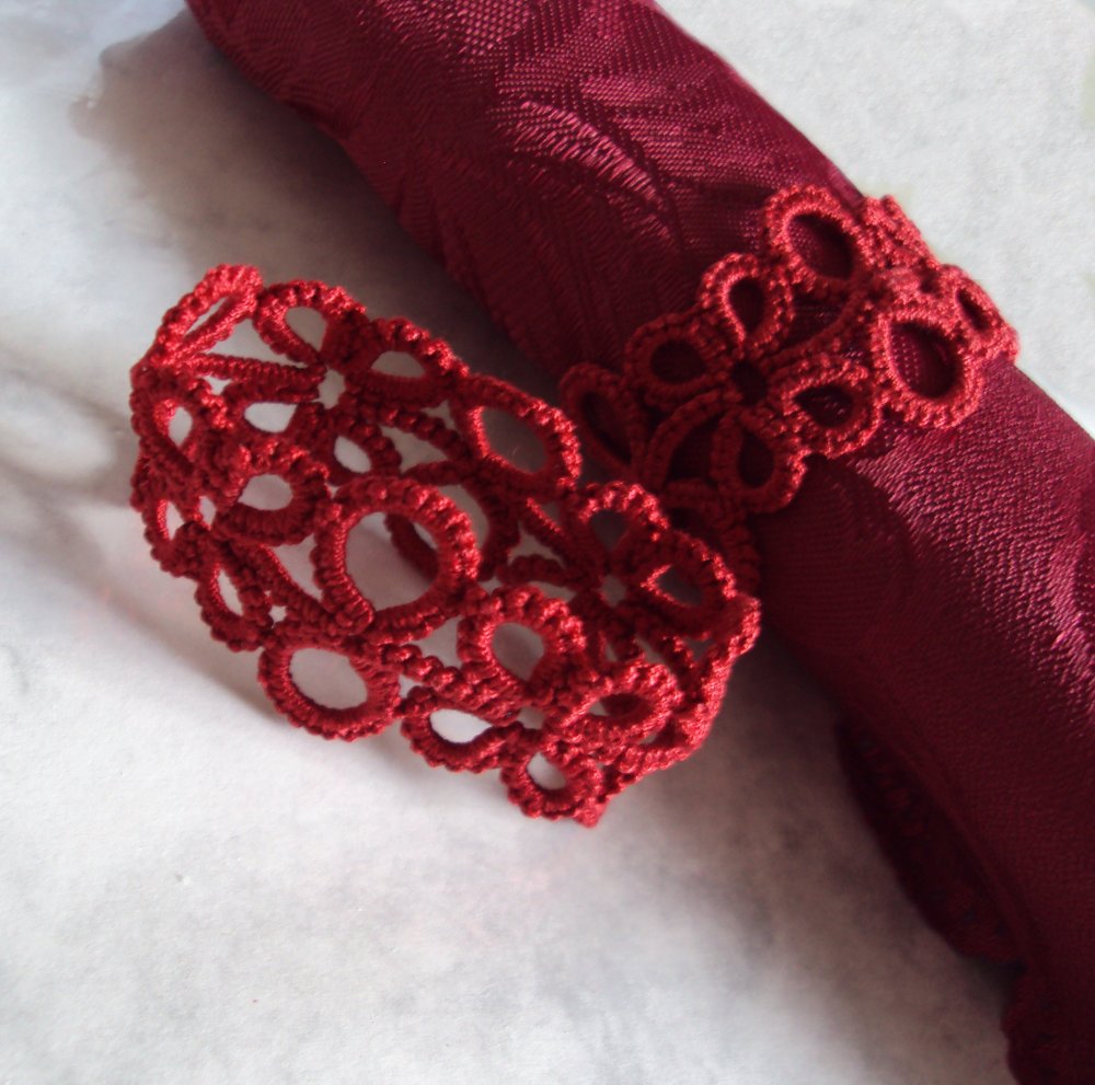 Set Of Two Red Napkin Rings on Luulla